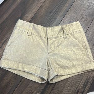Alice and Olivia Cady Metallic Shorts Gold Size 4